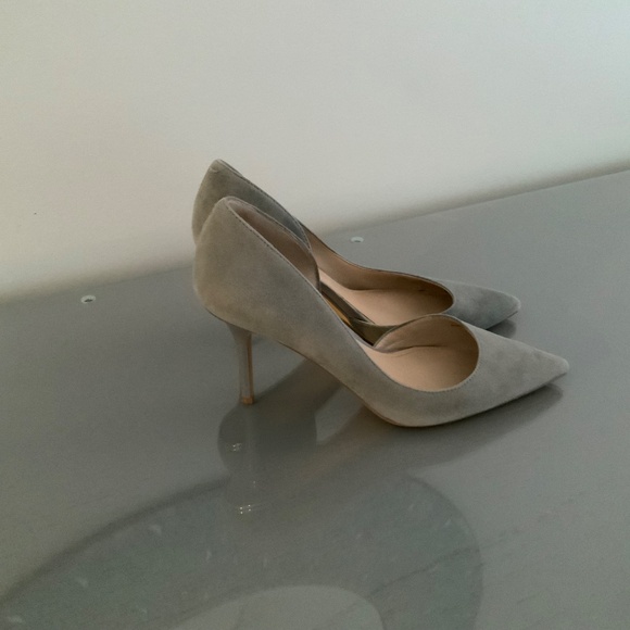 WHBM grey suede D’Orsay pumps - Picture 9 of 13